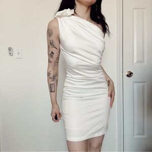 Badgley Mischka Mark and James White One shoulder mini party dress XS
